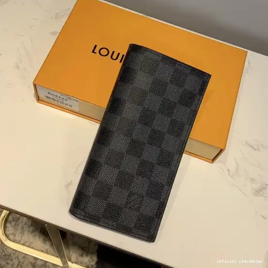 Official oldcobbler LOUIS ALEXANDRE VUITTON WALLET 0525